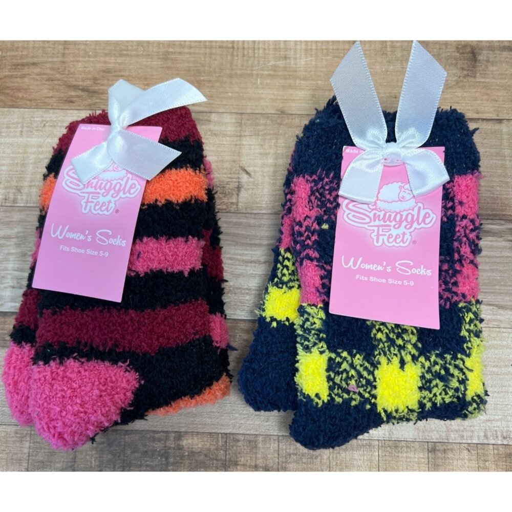 Snuggle Feet Womens Fuzzy Socks Fits Shoe Size 5-9 Multicolor Striped Cozy Winte